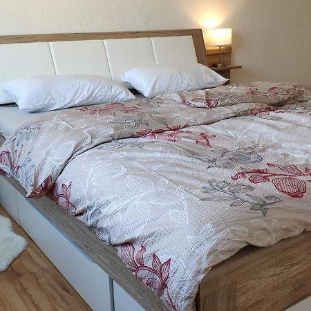 Zen Apartments - Geraumig Fur 4 - Zentral - Balkon - Netflix Karlsruhe Zewnętrze zdjęcie